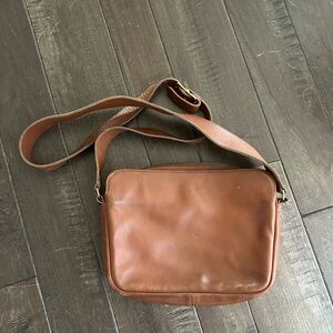 Vintage Coach Promenade  Leather 4135 Shoulder Crossbody Bag Purse
